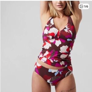 👙 Athleta Hero Bloom Floral Tankini with Red and Magenta Accents